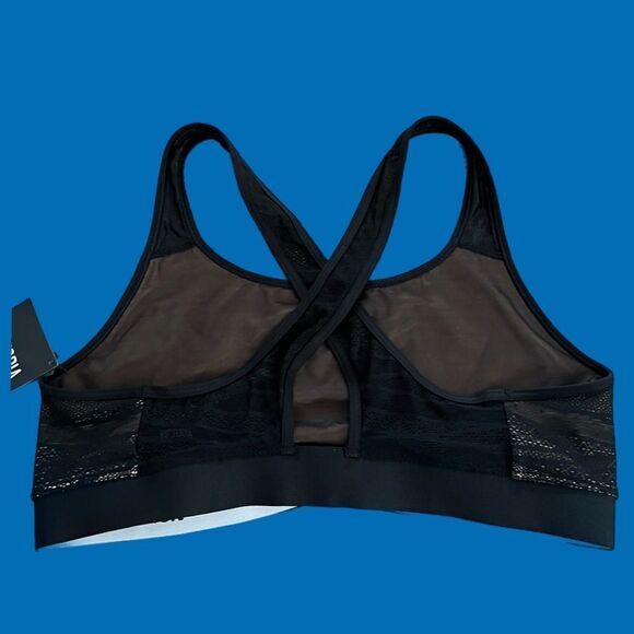 Victorias Secret The Player Unlined Racerback Sport Bra Medium Support bra black - Picture 4 of 5